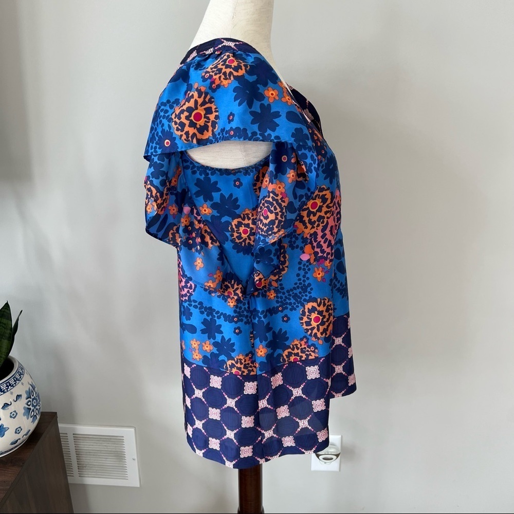 Like New! Fei Mixed Print Floral and Ruffle Sleeve Top - Picture 4 of 8